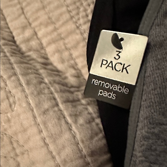 Marilyn Monroe’s sports bras 3 pack - Picture 3 of 4